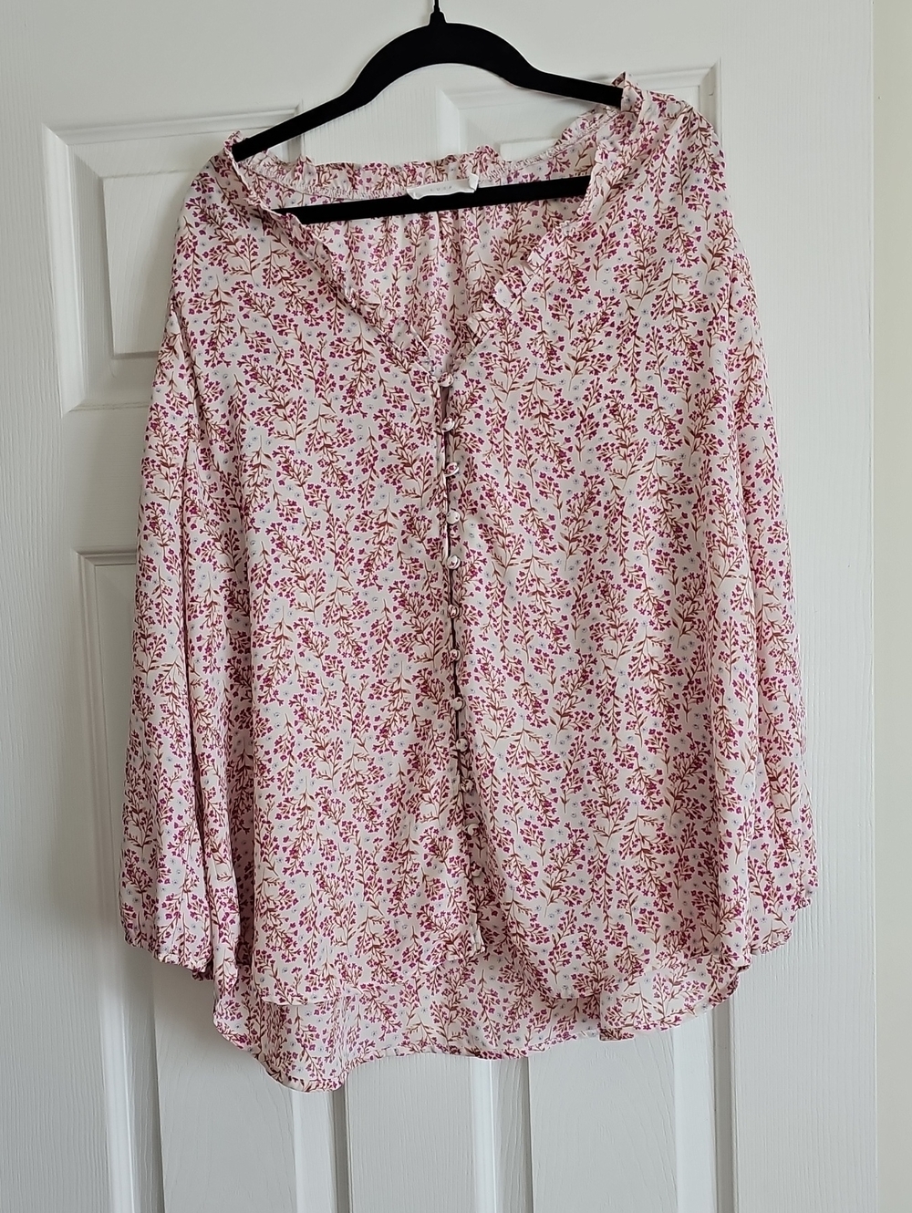 Lush Pink Floral Ruffle-Neck Button Blouse